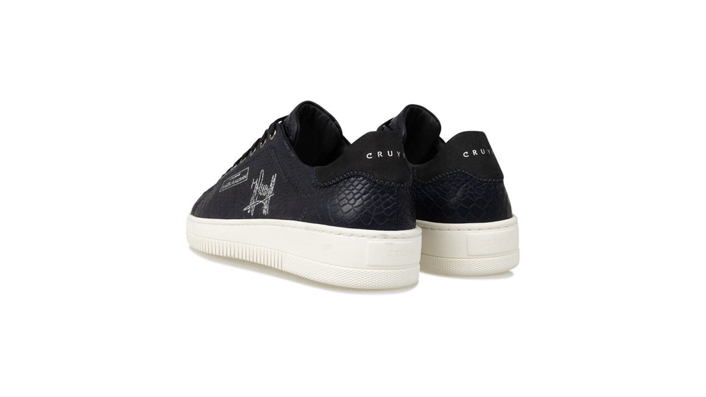 Joan Sneaker*