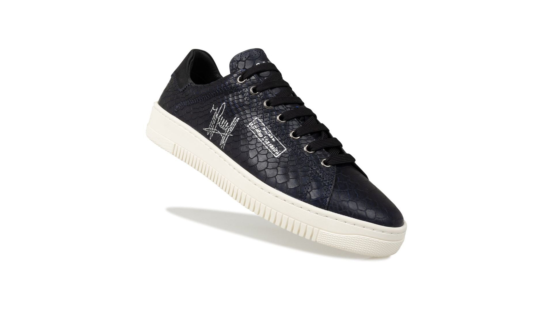 Joan Sneaker*