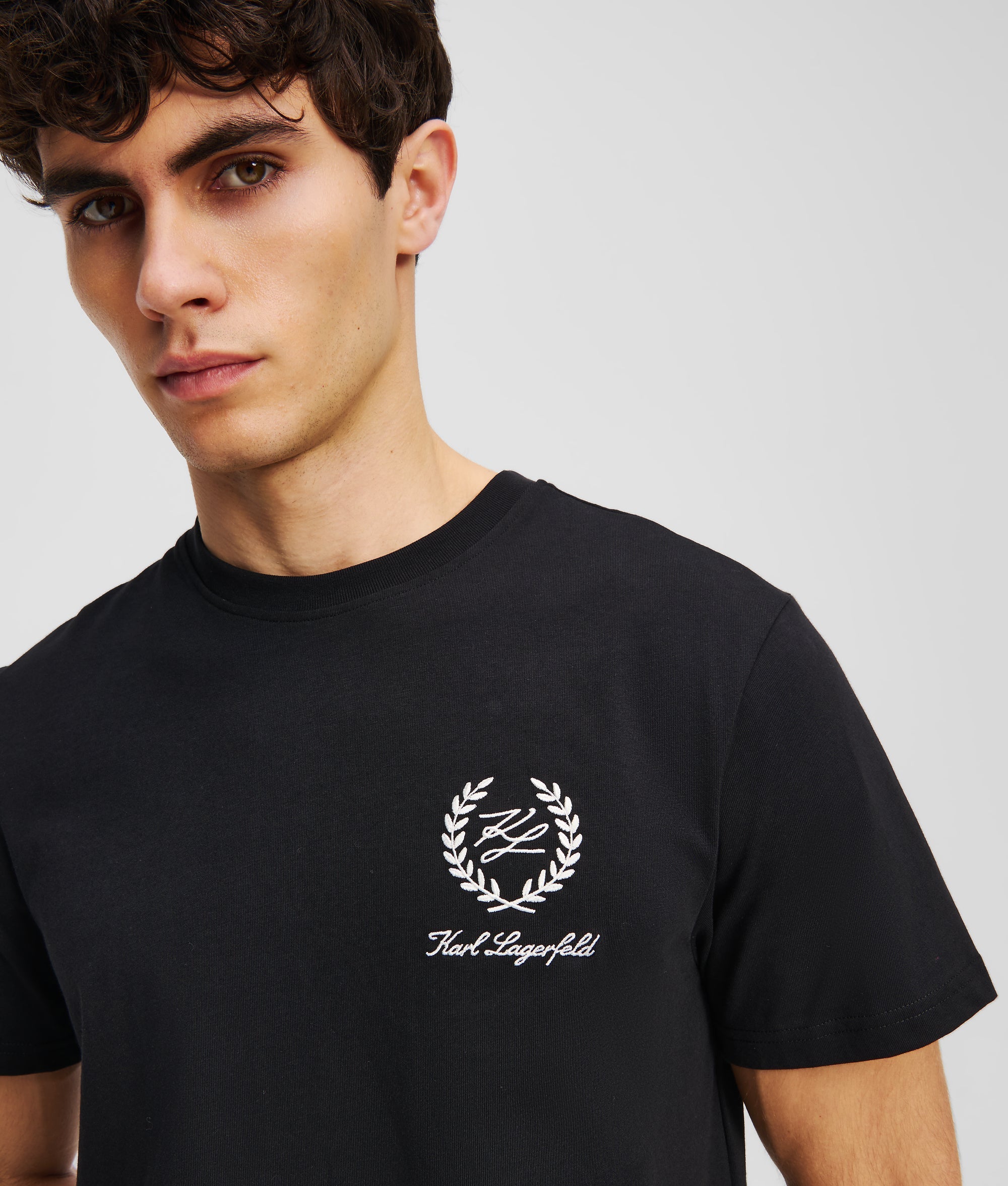Hotel Karl Crest T-Shirt*