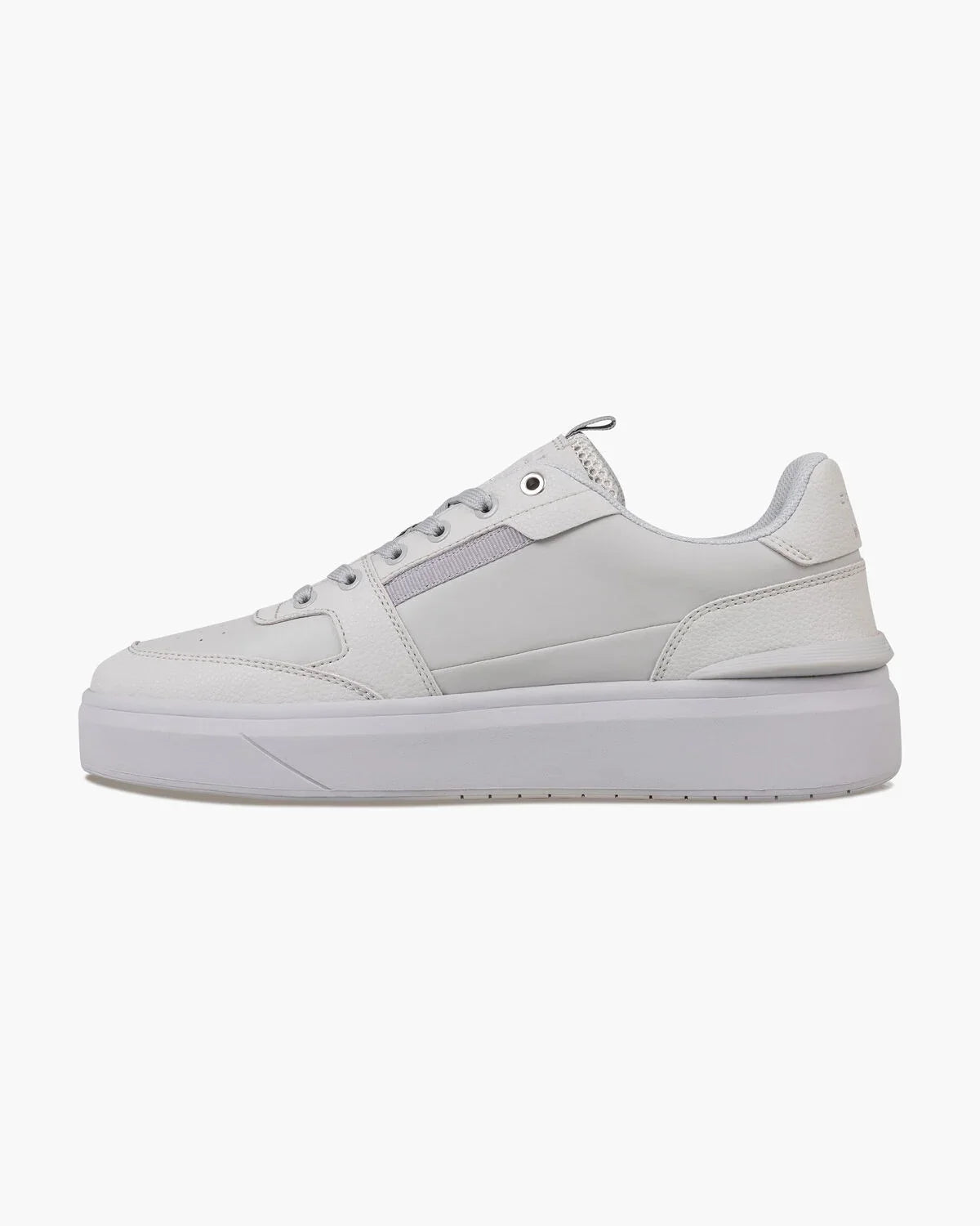 Endorsed Tennis Sneaker*
