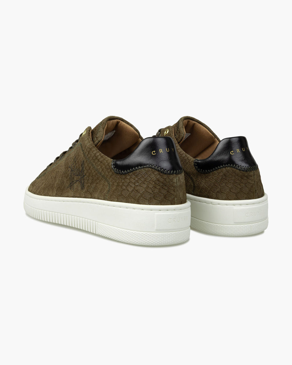 Joan Sneaker*
