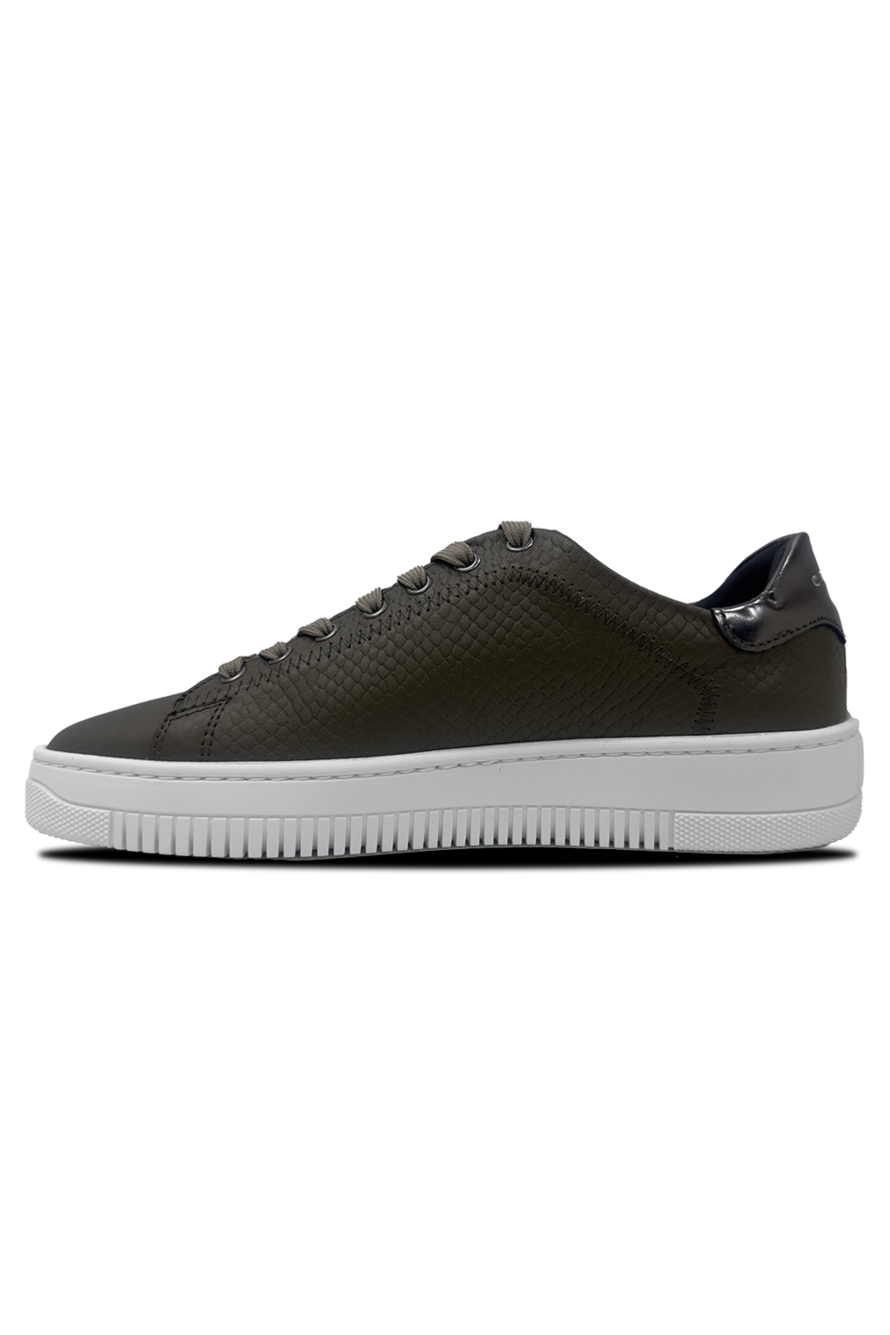 Joan Sneaker*